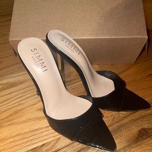 SIMMI LONDON pointed toe heels in black